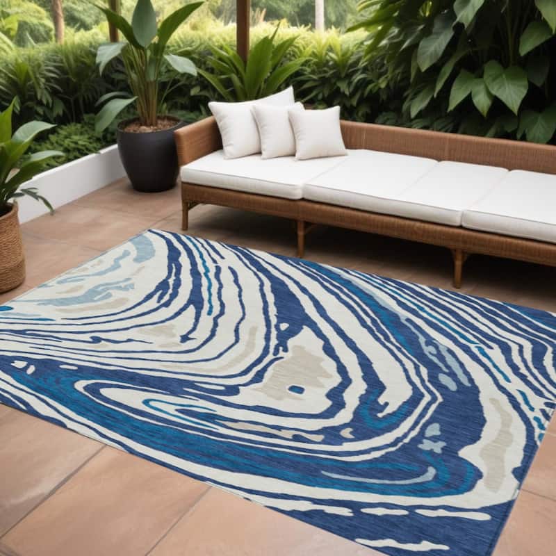 HomeRoots Abstract Transitional Rectangle Outdoor Rug - 9' X 12'