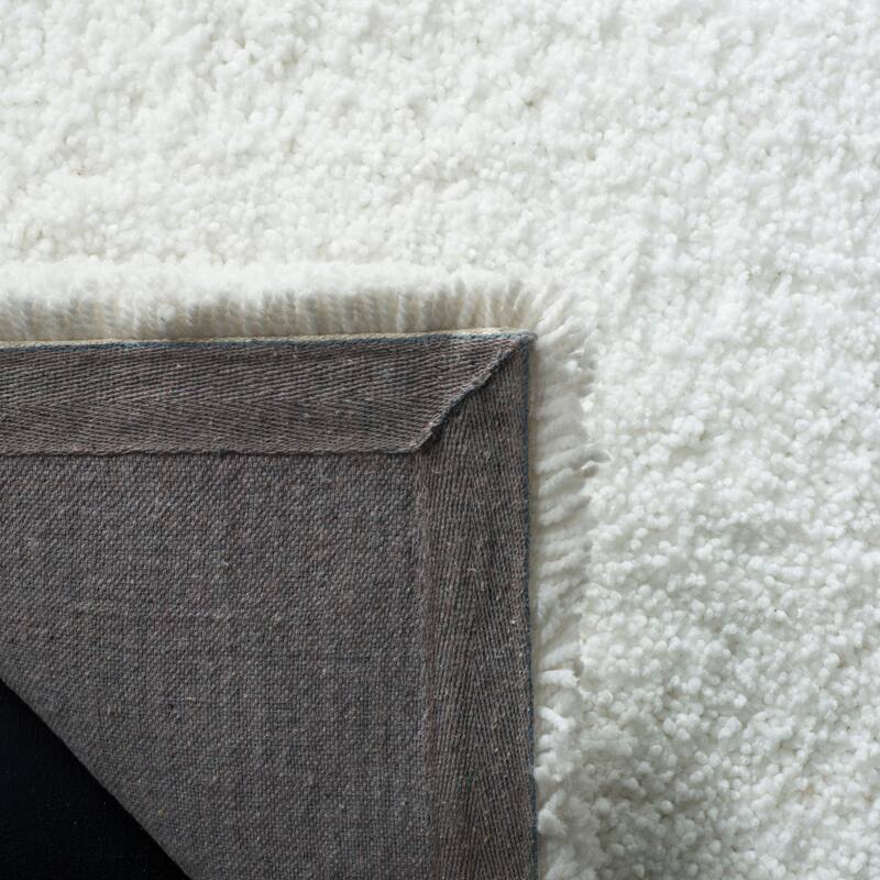 SAFAVIEH Handmade Ultimate Shag Martika Solid Polyester Rug