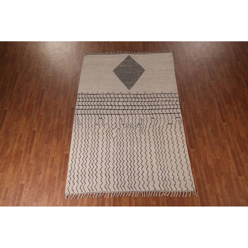 Moroccan Oriental Area Rug Hand-Knotted Beige Wool Carpet - 6'9"x 10'3"