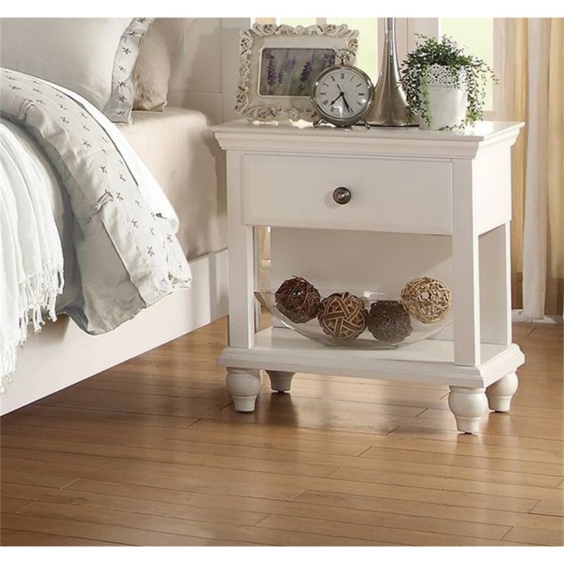 Modern Nightstand, Bedside Table with 1 Drawer