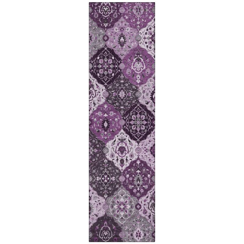 Machine Washable Indoor/ Outdoor Traditional Panel Chantille Rug