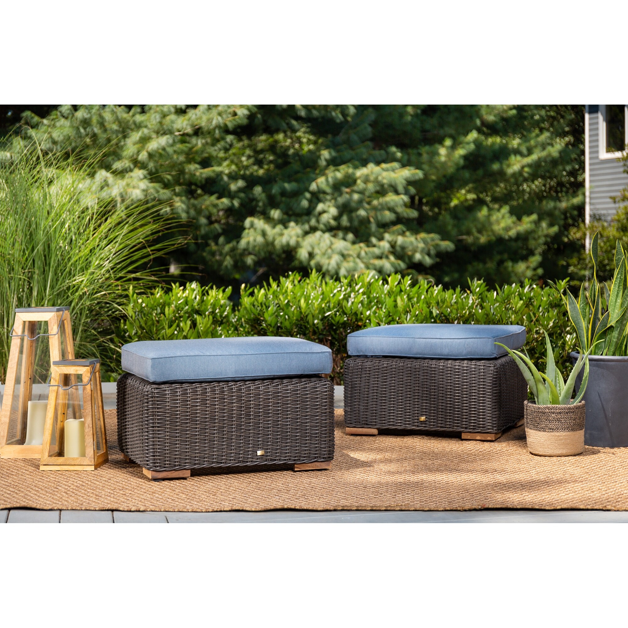 Shop La Z Boy New Boston Grey Outdoor Patio Ottoman With Sunbrella Spectrum Denim Fabric Cushions Set Of 2 Overstock 32308676