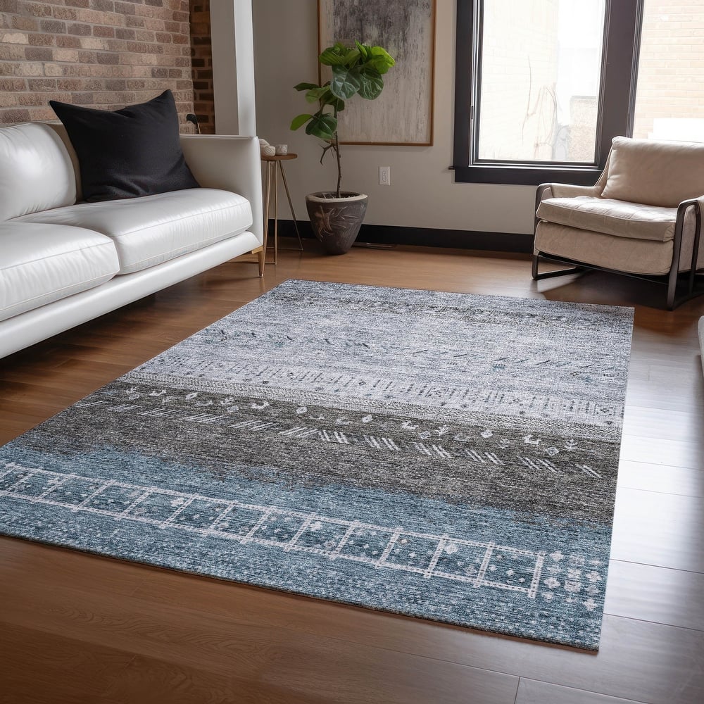 Machine Washable Indoor/ Outdoor Modern Global Chantille Rug