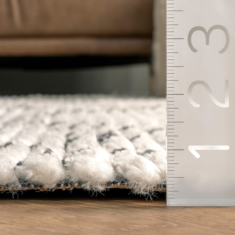 Nuloom Carlina Geometric Shag Fringe Area Rug