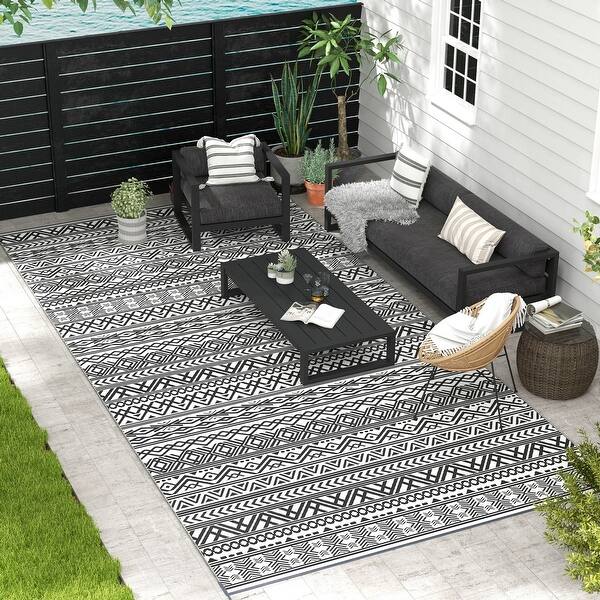 Outsunny Reversible Outdoor Rug, 9' x 18' Waterproof Plastic Straw