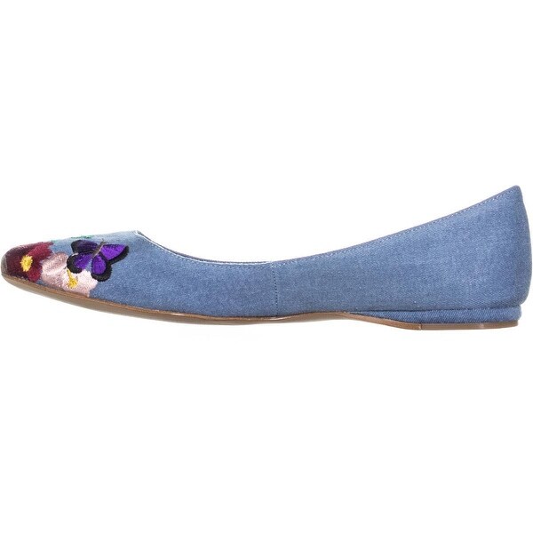 nine west floral flats