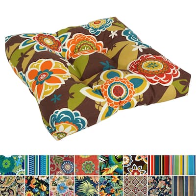 19-inch Square Tufted Indoor/Outdoor Chair Cushion - 19" x 19"