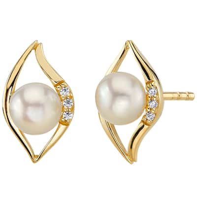 14k Yellow Gold Freshwater Pearl Leaf Design Stud Earrings
