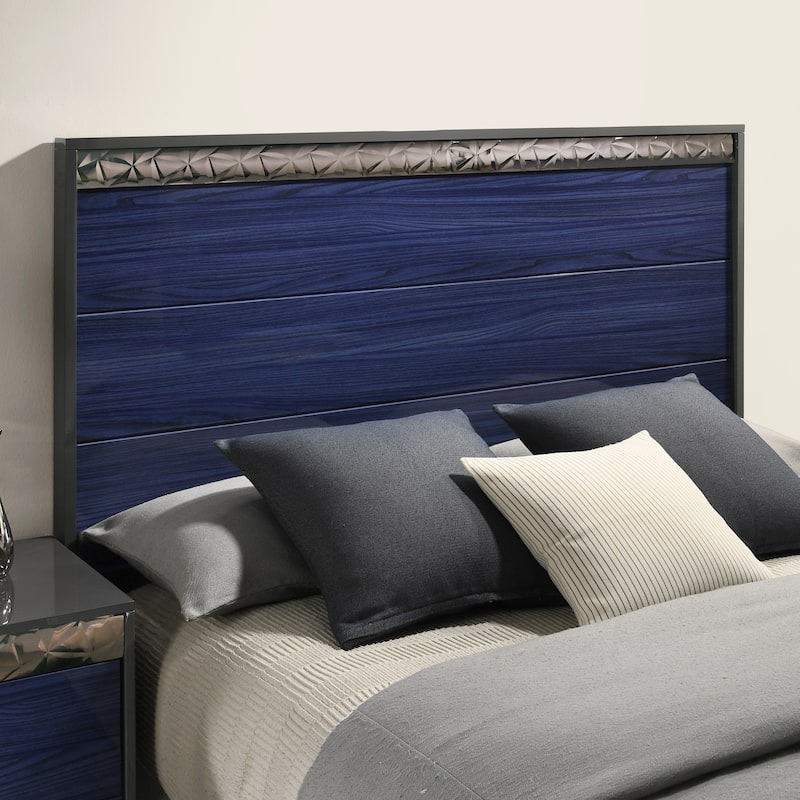 Furniture of America Luzen Glam 5-Piece Two-Tone Blue Wood Platform Bedroom Set