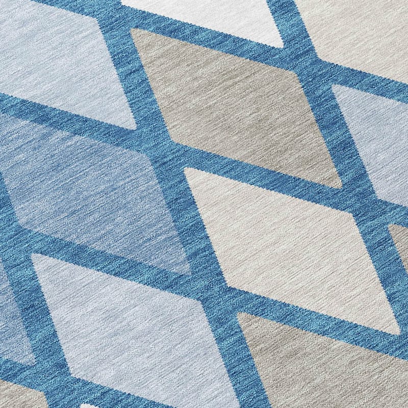 Machine Washable Indoor/ Outdoor Chantille Diamond Prism Rug