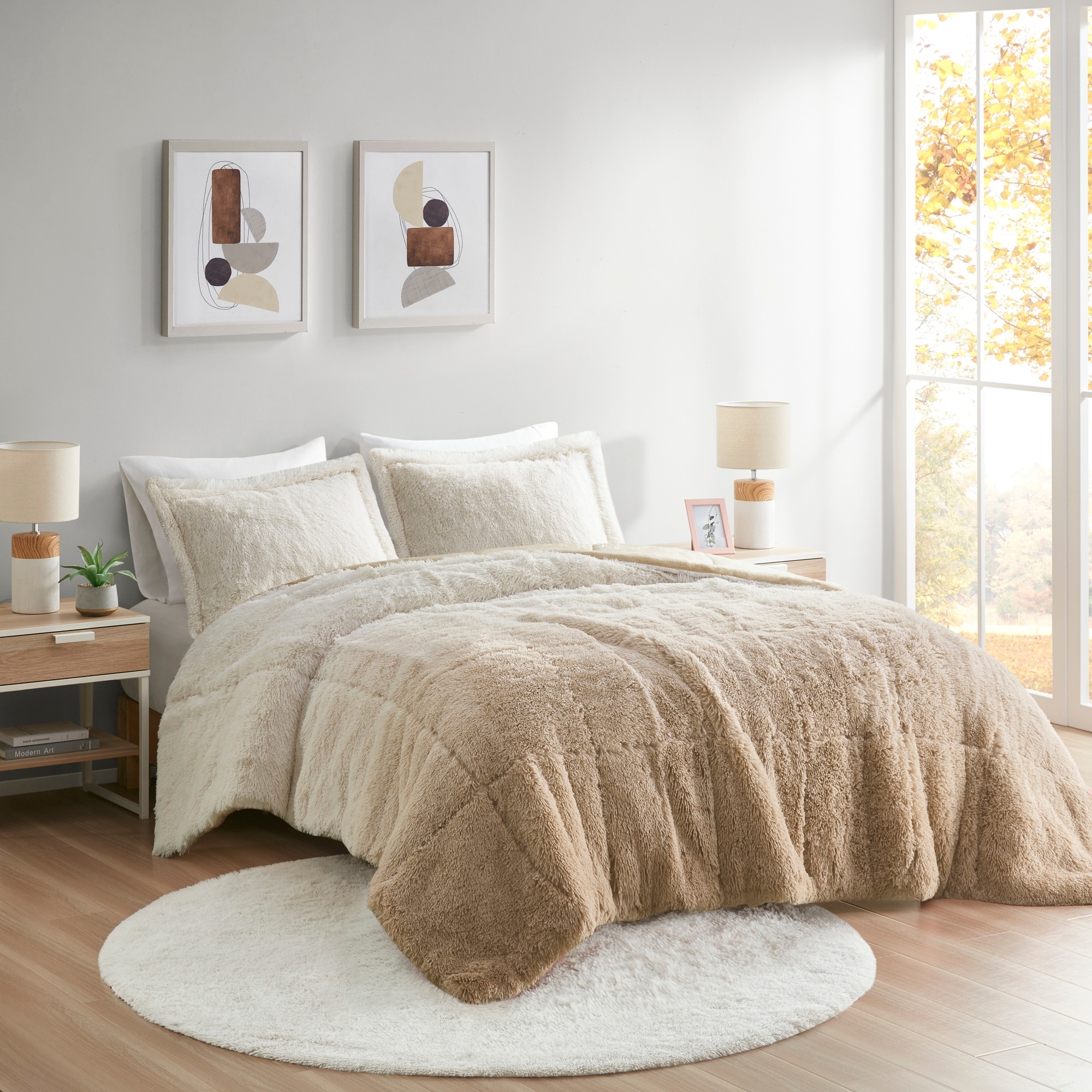 Intelligent Design Brielle Malea Shaggy Faux Fur Ultra-Soft Comforter Set with Matching Shams
