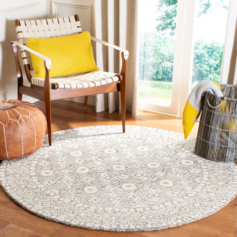 SAFAVIEH Handmade Micro-Loop Reglind Wool Rug - 5' Round - Charcoal/Ivory