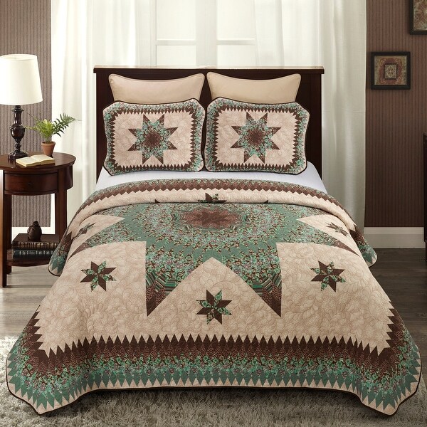 Donna Sharp Sea Breeze Star UCC Quilt Set. Opens flyout.
