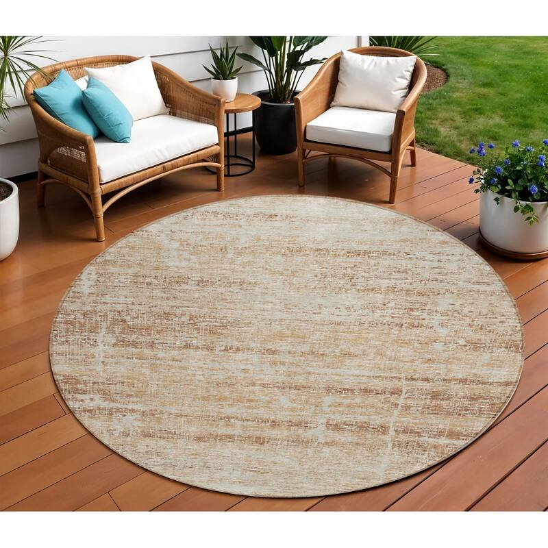 HomeRoots Abstract Transitional Rectangle Outdoor Rug - 8' Round