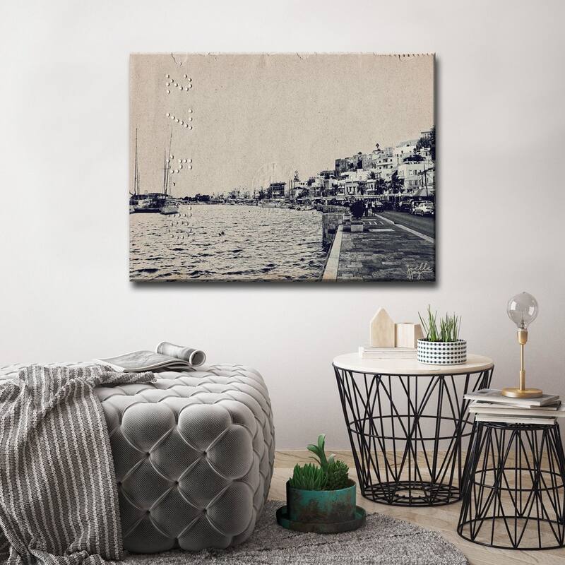 Ready2HangArt 'Elegantly Graceful' Canvas Art Print