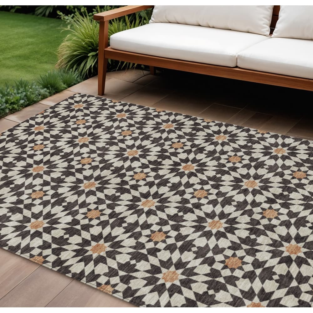 HomeRoots Floral Medallion Transitional Rectangle Outdoor Rug