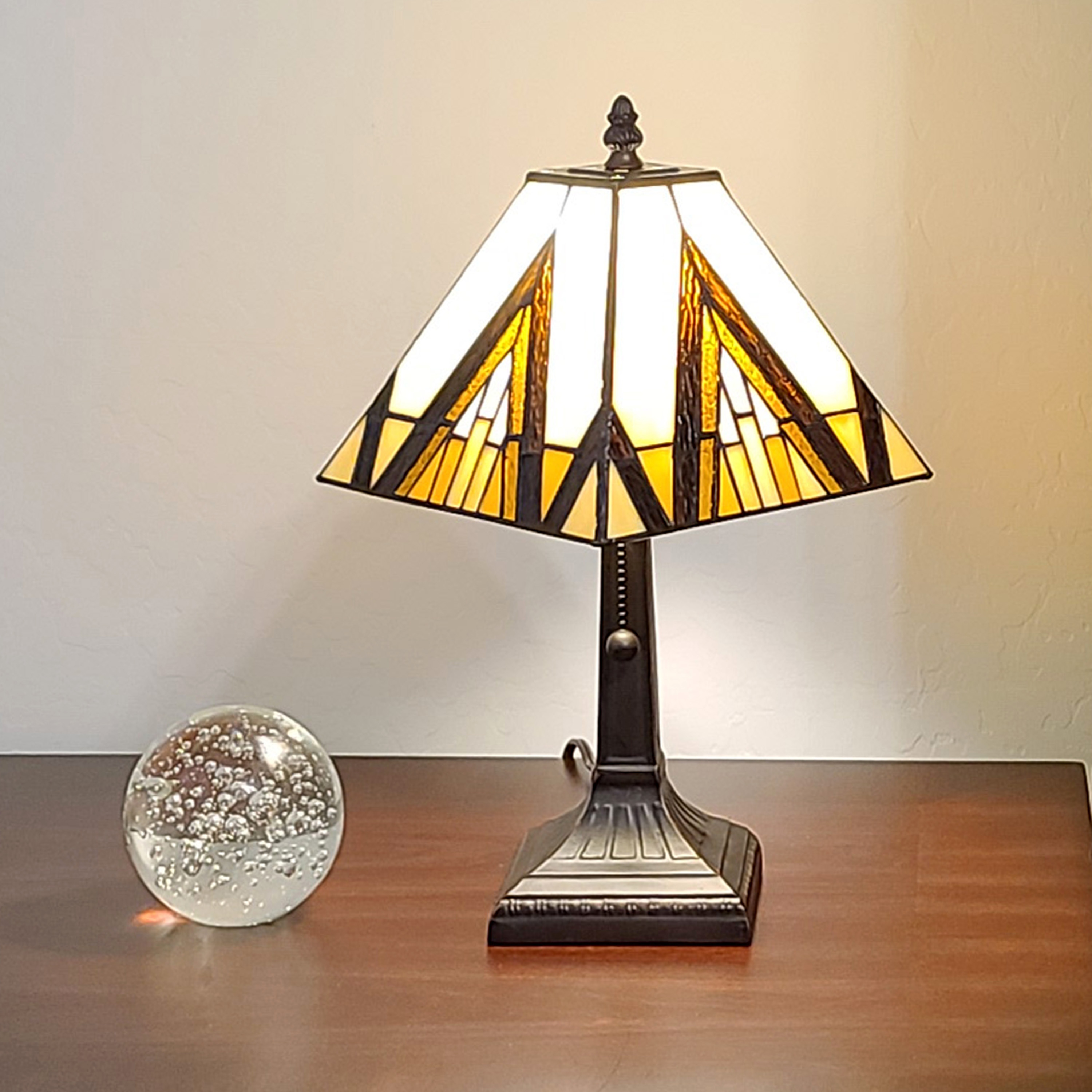 Amora tiffany table lamps best sale