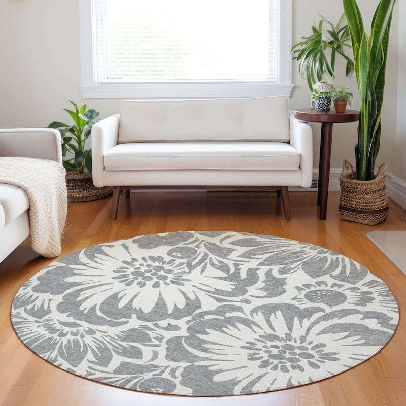 Machine Washable Indoor/ Outdoor Whimsy Floral Chantille Rug - Gray - 8' x 8'