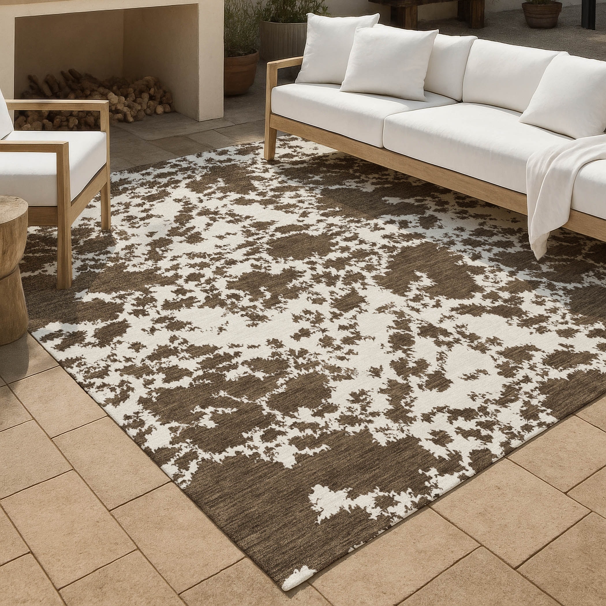 Machine Washable Indoor/ Outdoor Abstract Sebago Chantille Rug