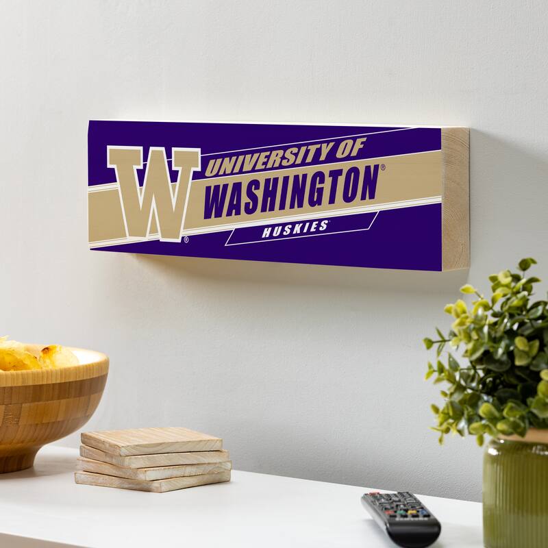 University of Washington Wooden Tabletop Mantel Shelf Sign