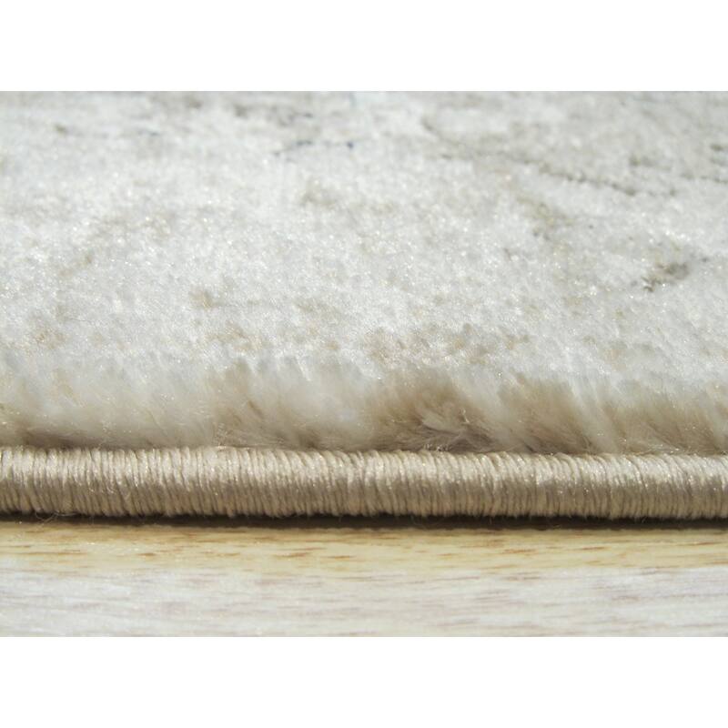 Ivory Transitional Floral Distressed Bohemian Isabella Area Rug - 5' 3 x 7' 3