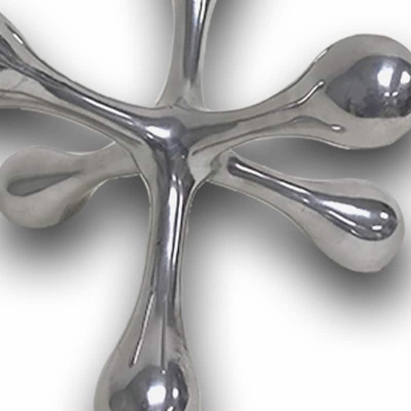 HomeRoots 5" Silver Finish Decorative Jack - 5' X '6' X '5