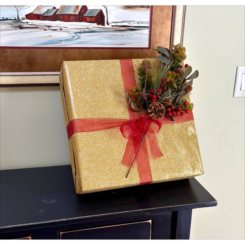 18" Rusted Star, Pine Cone & Berry Spray, Set of 3 - Multicolor
