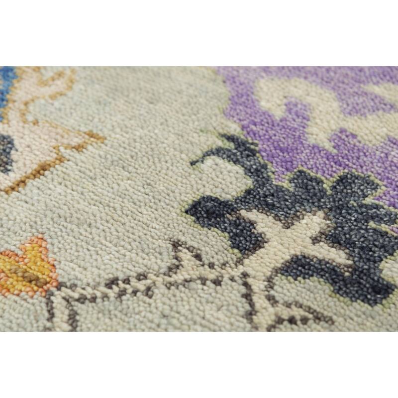 Alora Decor Muse Blue, Peach, and Green Medallion Hand-knotted Wool Rug