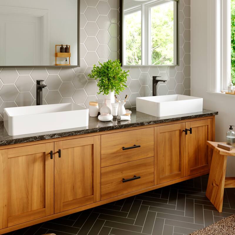Karran Kayes Single Hole Single Handle Vessel Bathroom Faucet with Matcing Pop-up Drain