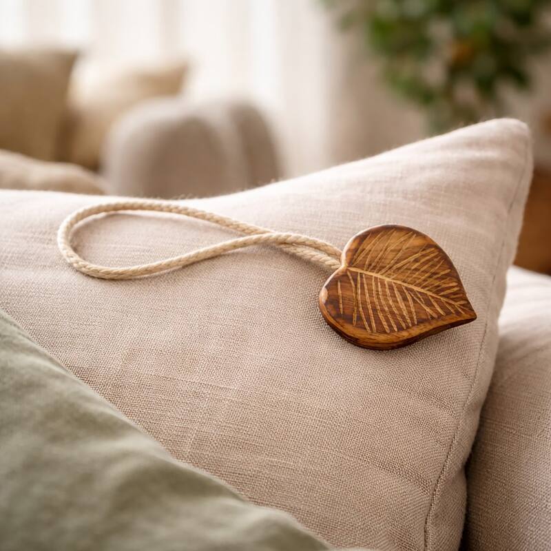 Magnetic Wooden Heart Curtain Tiebacks Easy to Use