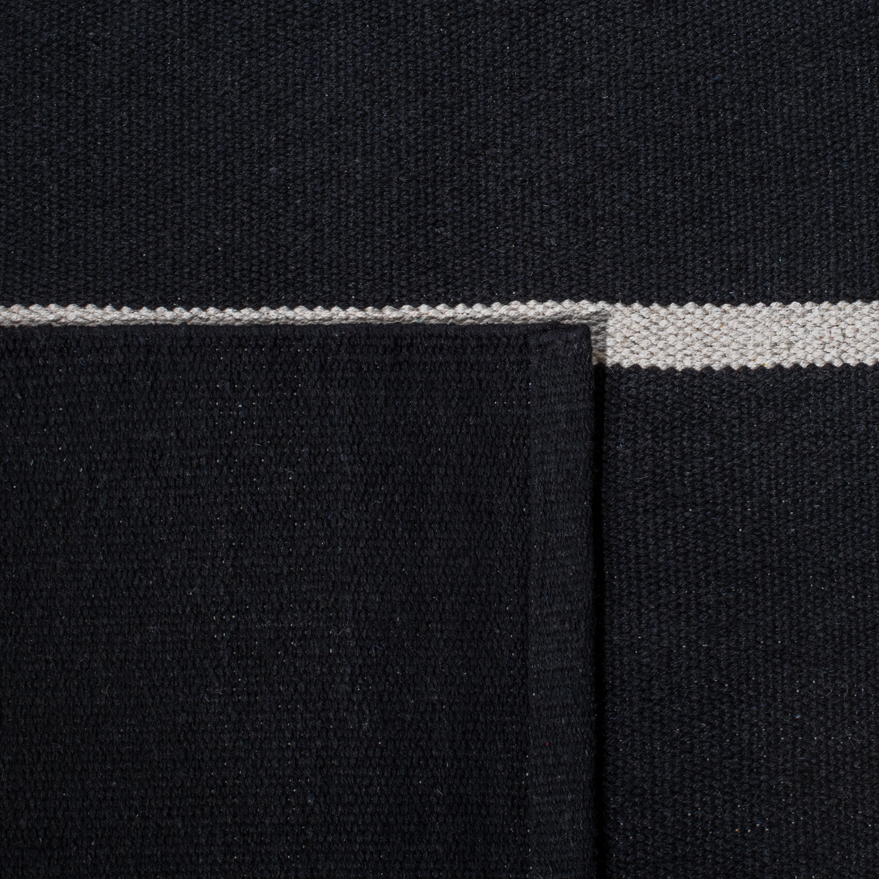 SAFAVIEH Handmade Flatweave Montauk Odoarda Modern Cotton Rug