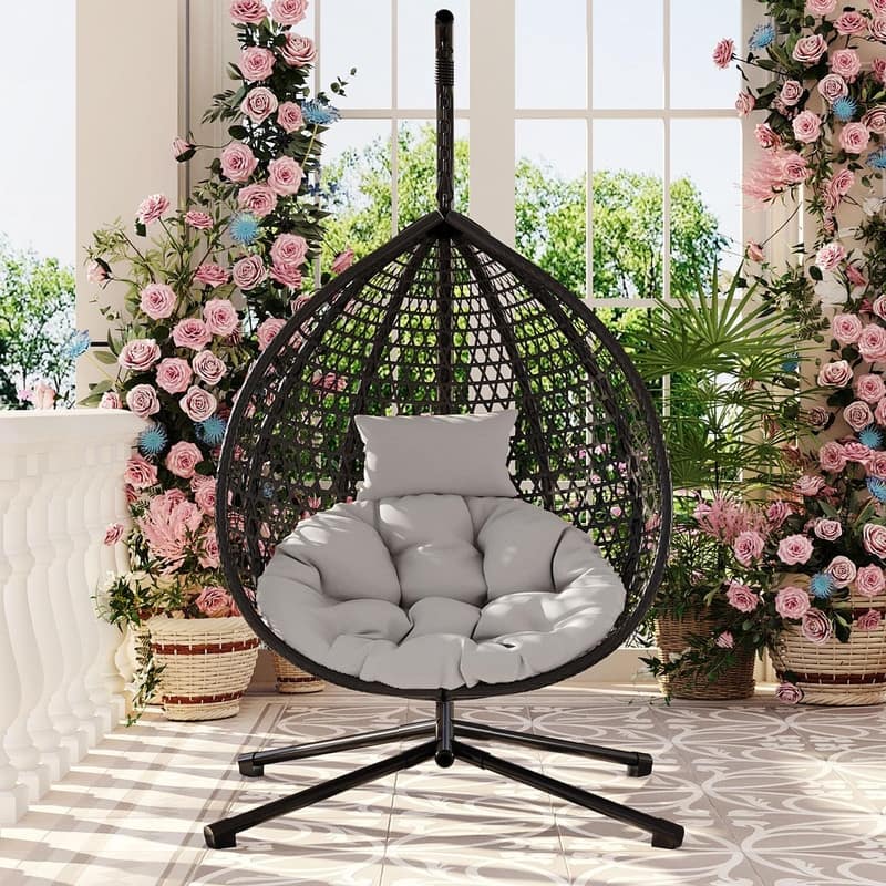 Wicker Hanging Egg Chair for Indoor and Outdoor Relaxation