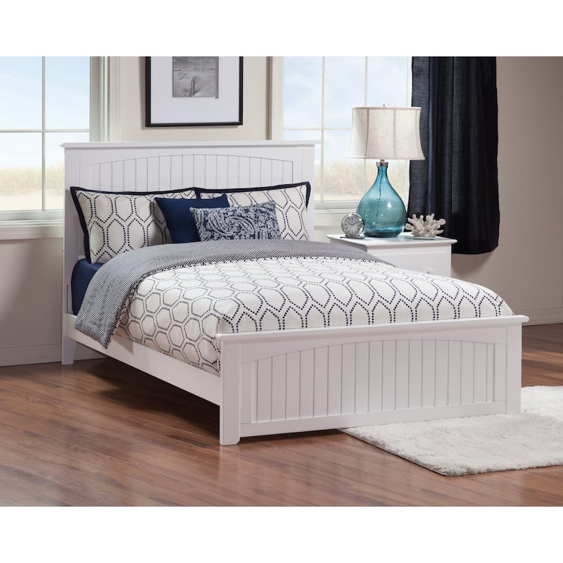 Traditional Bed Frame with Footboard & Charger - Elegant Design for Bedroom Decor