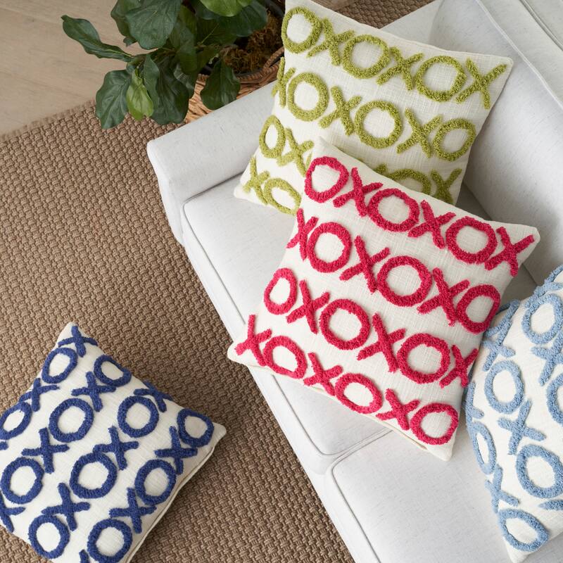 Mina Victory Life Styles Modern Textured XOXO Throw Pillow , (18" x 18")