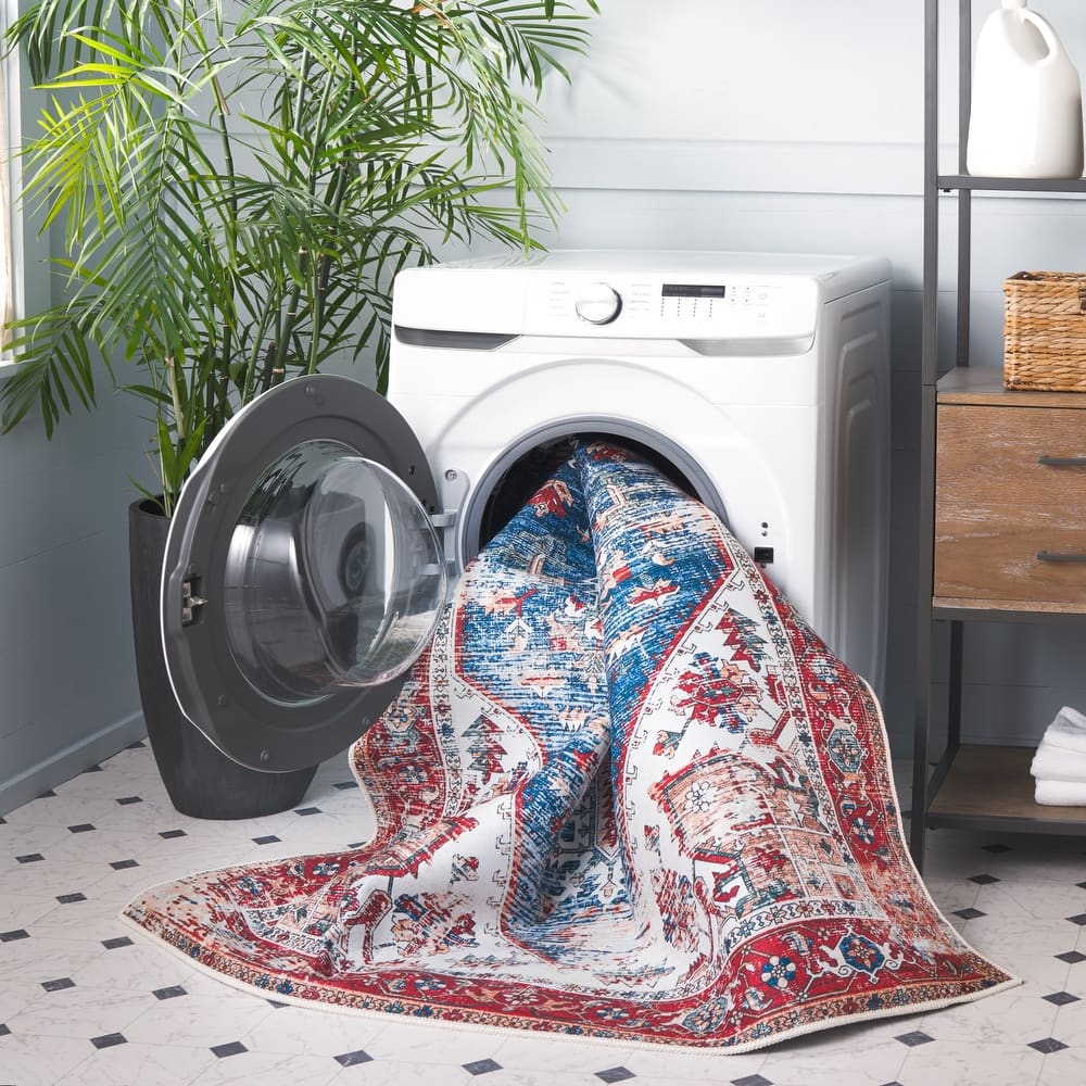 SAFAVIEH, Tucson Machine Washable Slip Resistant Therese Oriental Medallion