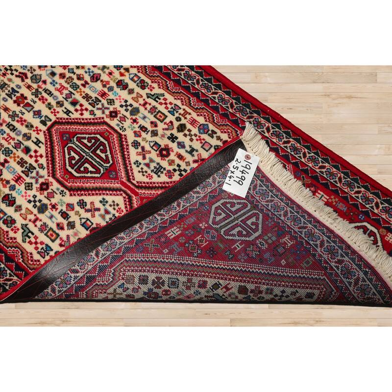 2'5''x4'1'' Hand Knotted Wool Ivory Abadeh Traditional Rug - 2' 5'' x 4' 1''