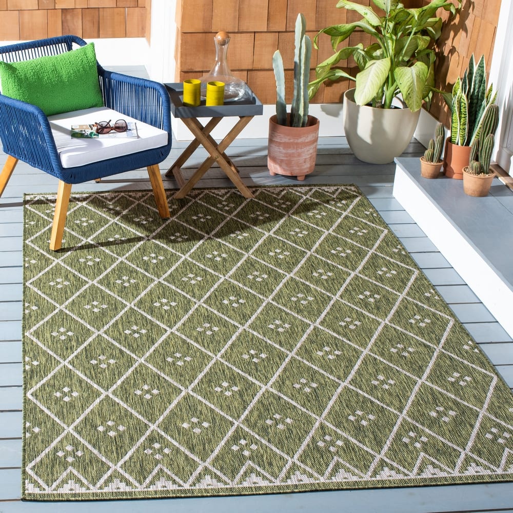 SAFAVIEH Courtyard Mauriceta Indoor/ Outdoor Waterproof Patio Backyard Rug