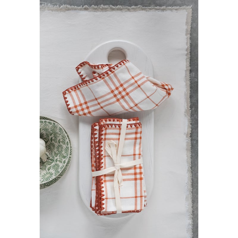 Acacia Wood Cheese/ Serving Board, Textured White