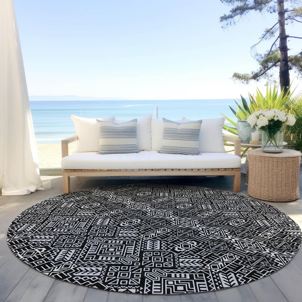 Machine Washable Indoor/ Outdoor Moroccan Boho Chantille Rug