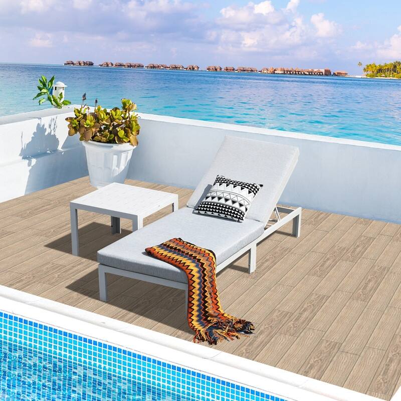 FINCATI Aluminum Pool Loungers for Deck, Adjustable Lounge Chair Pool, Luxury Cushioned Patio Chaise Lounges with Coffee Table - Pure White