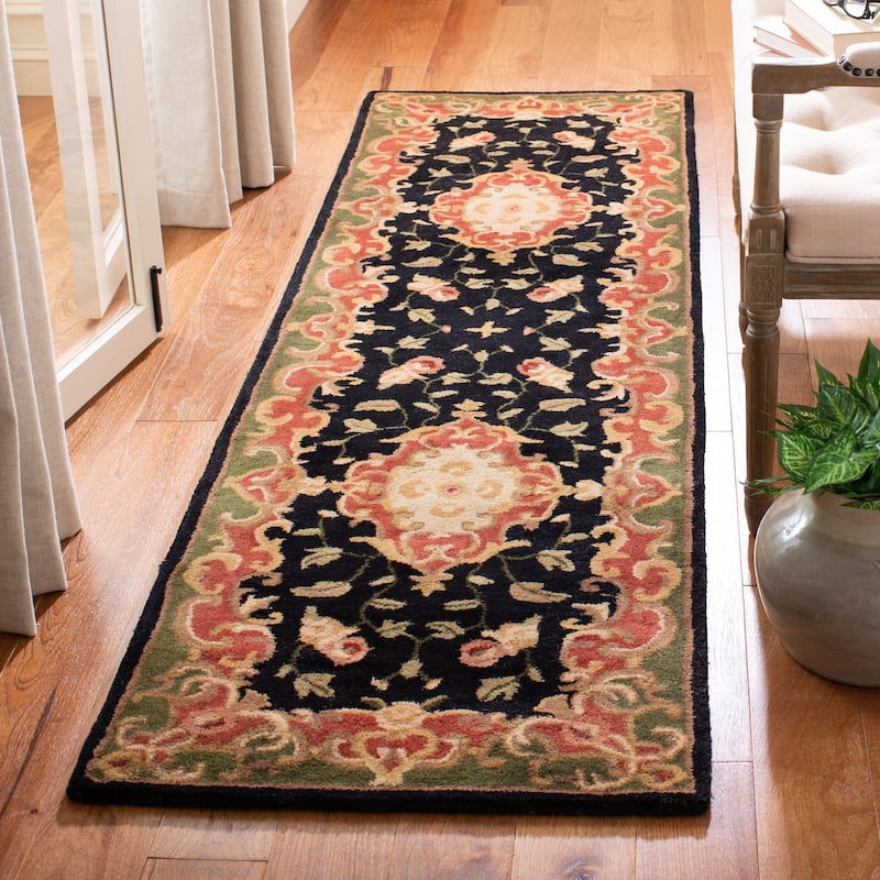 SAFAVIEH Handmade Classic Selvaggia Traditional Oriental Wool Rug - 2'3" x 12' Runner - Black/Green
