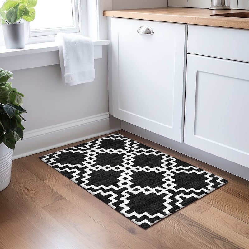 Machine Washable Indoor/ Outdoor Chantille Geo Trellis Rug