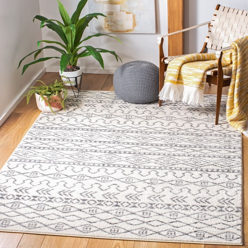 SAFAVIEH Tulum Marine Moroccan Boho Rug - Ivory/Grey - 8' x 10'