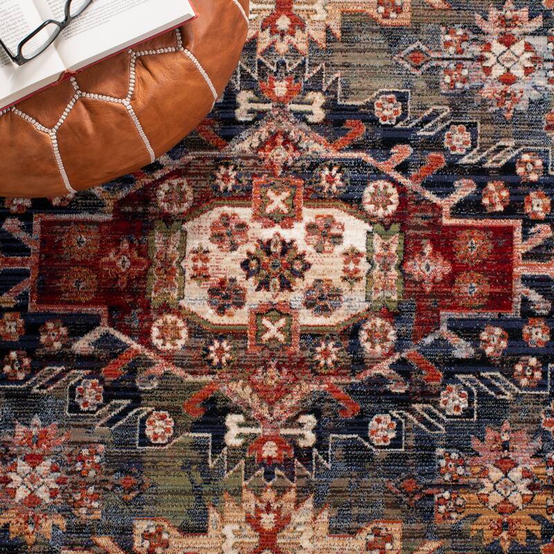 SAFAVIEH Herat Gaylene Traditional Distressed Rug