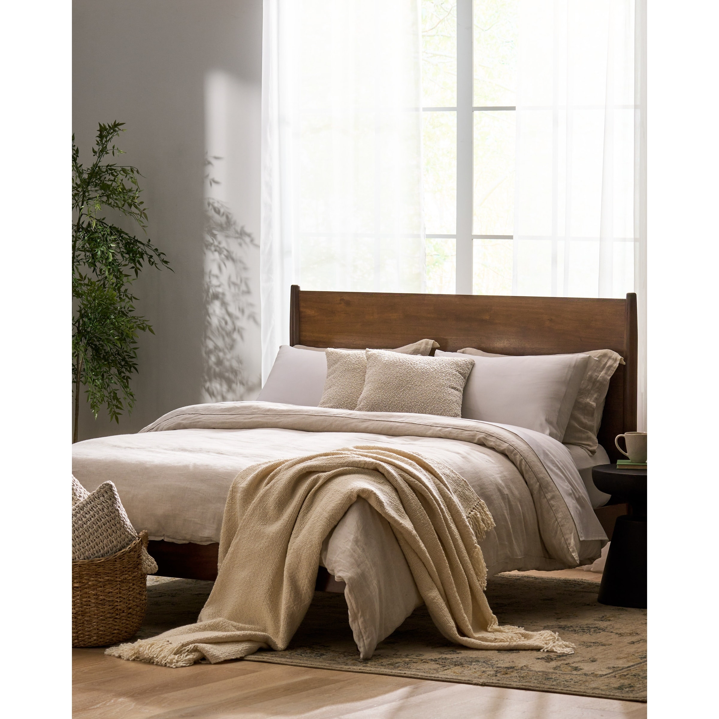 Christopher Knight Home - Cohron Mid-Century Wooden Platform Bed with Sleek Splayed Legs