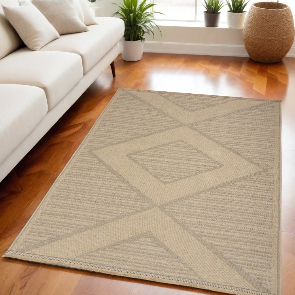 HomeRootsGeometric Modern Rectangle Area Rug - 87' X '63' X '0.25