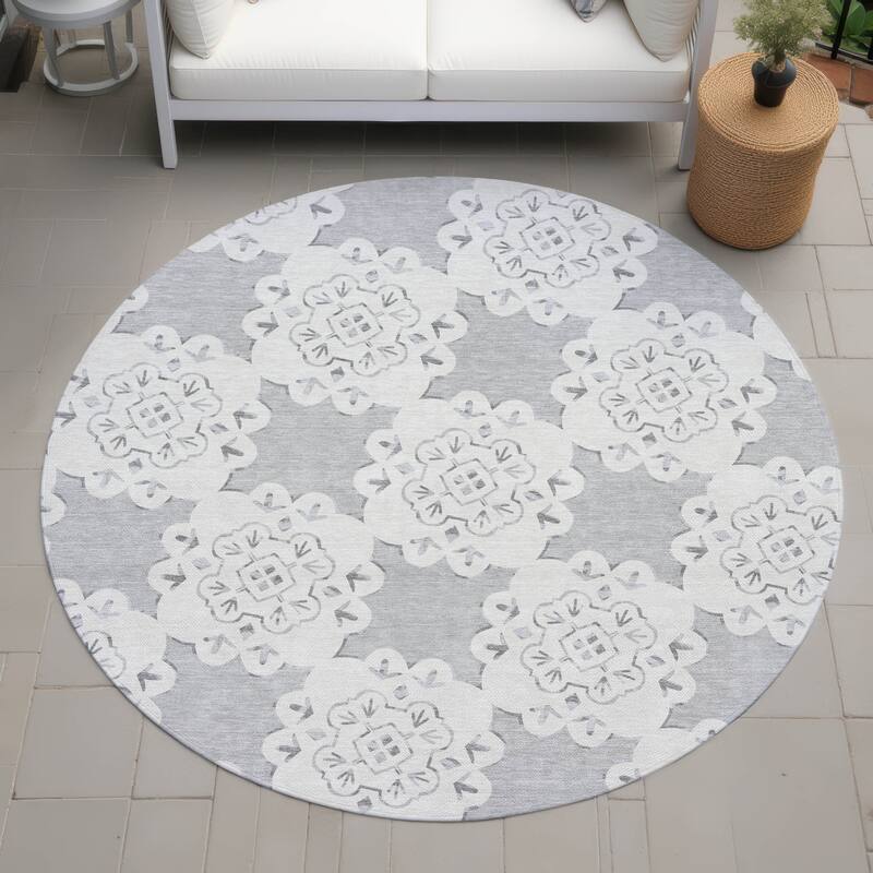 Machine Washable Indoor/ Outdoor Global Motif Chantille Rug - Gray - 8' x 8'