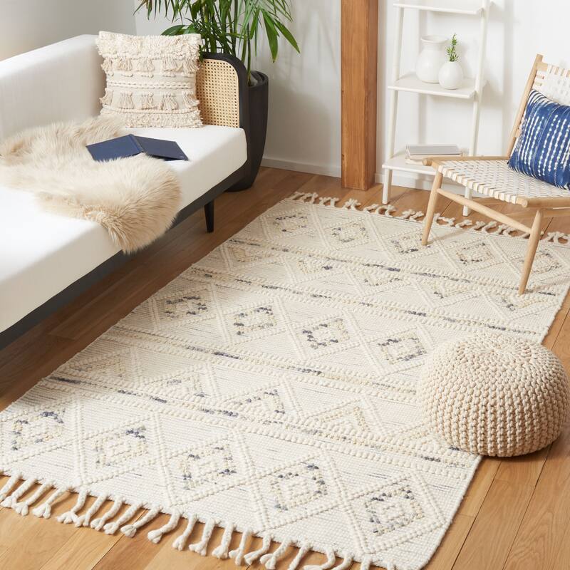 SAFAVIEH Handmade Natura Madlena Boho Jute & Wool Braided - 4' x 6' - Ivory/Grey - Rectangle