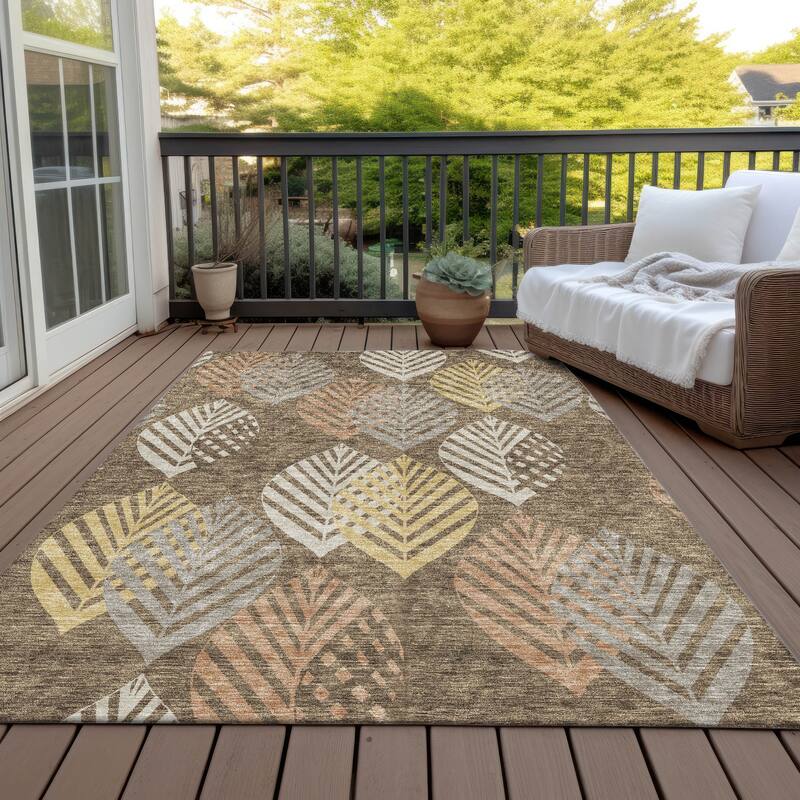 Machine Washable Indoor/ Outdoor Chantille Casual Palm Rug - Chocolate - 2'6" x 3'10"