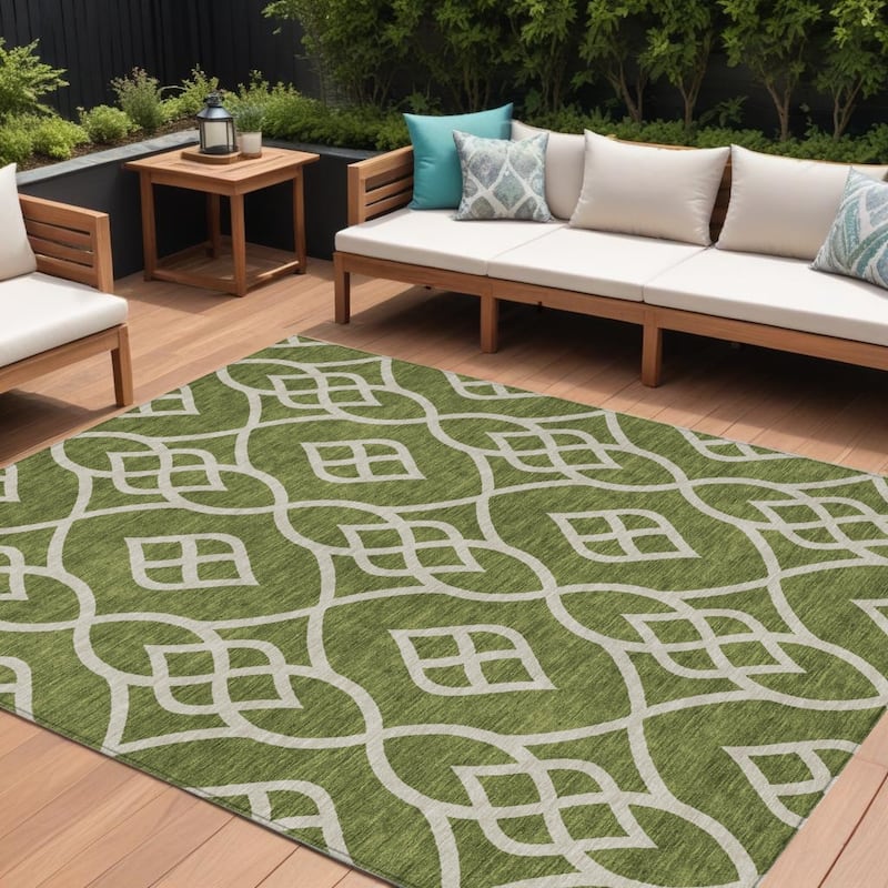 HomeRoots Trellis Transitional Rectangle Outdoor Rug - 10' X 14'